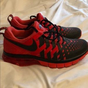 Men’s nike training shoes!